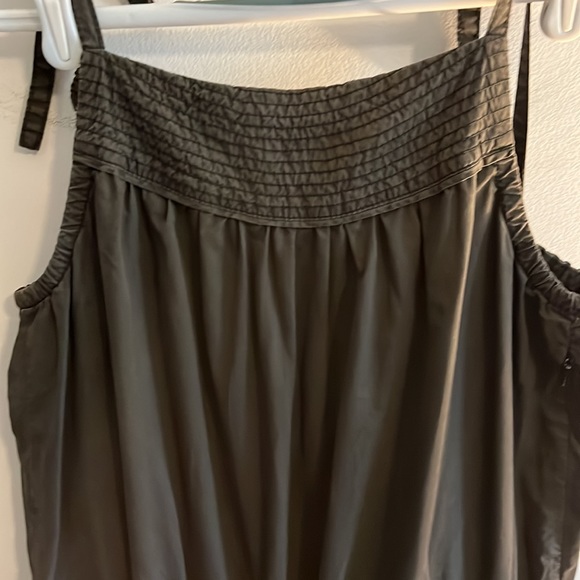 Stylish jumper/overalls. - Picture 2 of 6